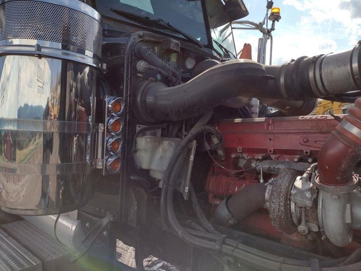 2007-peterbilt-379-image-43