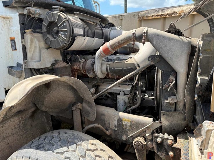 2007-mack-cv713-t/a-65k-gin-pole-winch-truck-image-24