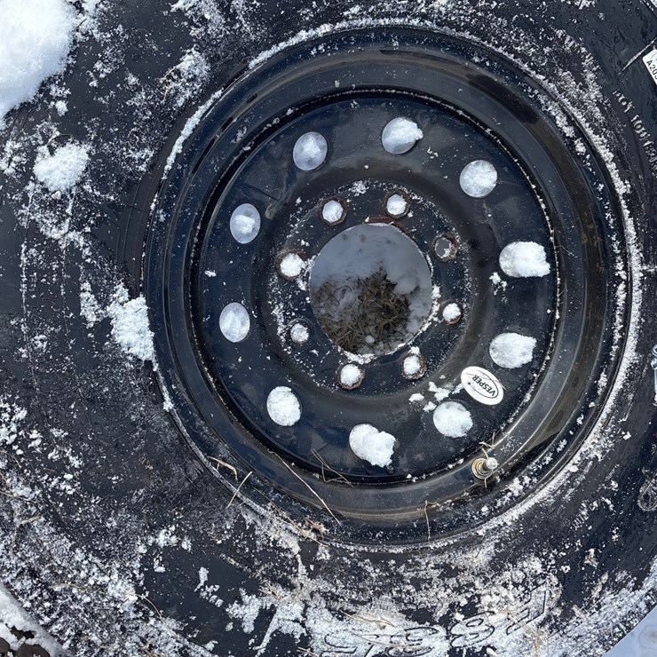 #4063 • ST 235/85R16