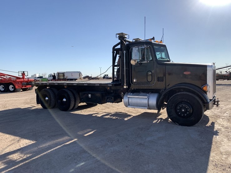 1992-peterbilt-357-image-4