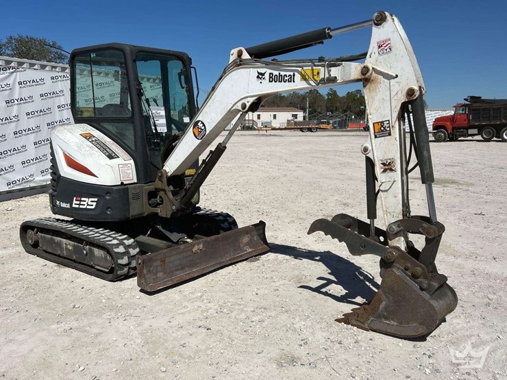 2018-bobcat-e35i-image-2