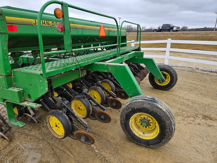 john-deere-15-image-36