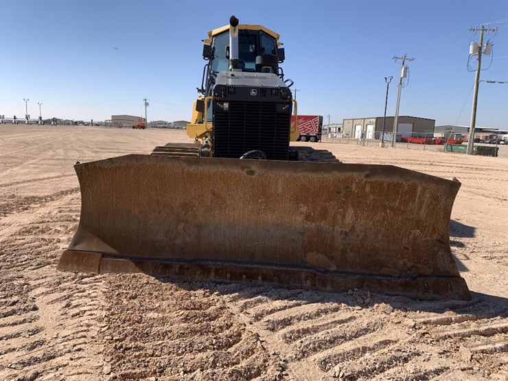 2016-deere-850k-lgp-image-2