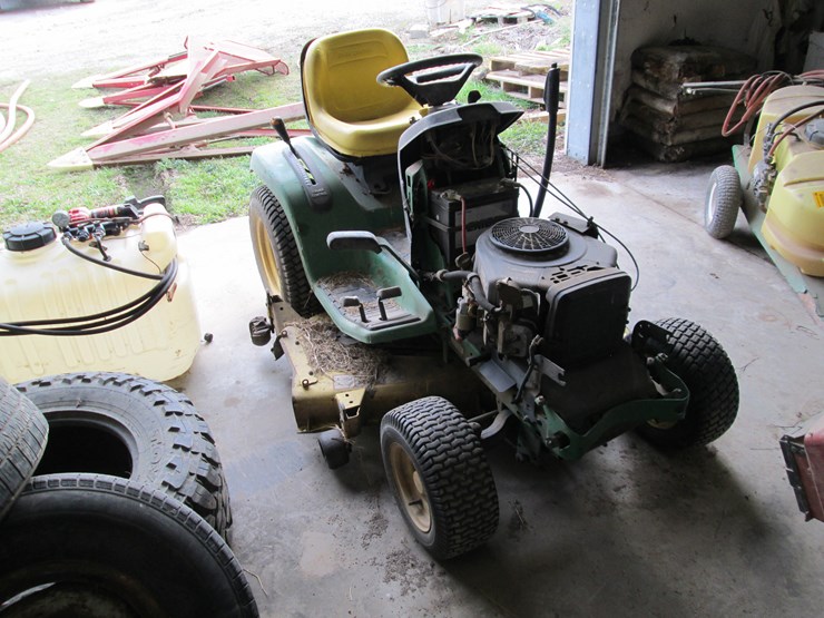 john-deere-gt235-image-2