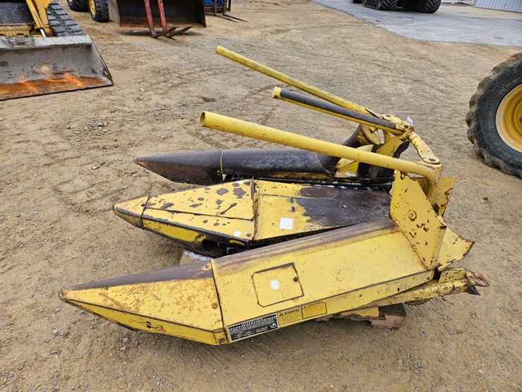 new-holland-30-image-2