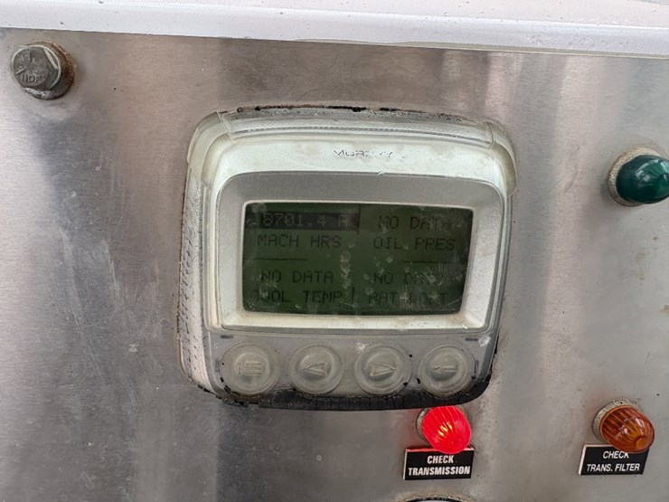 2012-rig-works-mustang-550-image-10