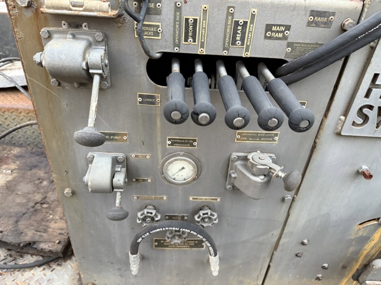 2009-international-workstar-7500-image-15