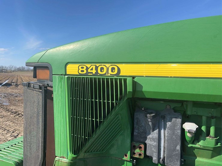john-deere-8400-image-26