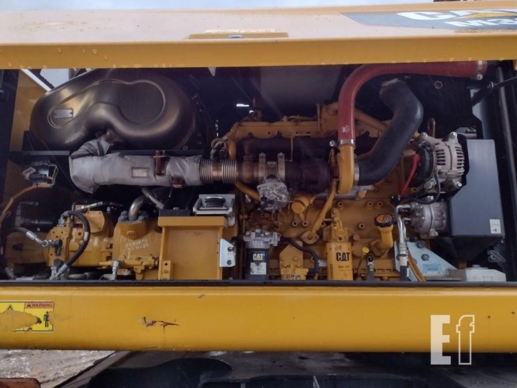 caterpillar-m322f-image-33