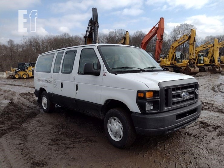 2008-ford-e150-image-28