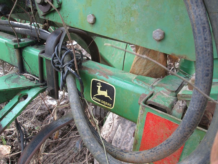 john-deere-38-image-14
