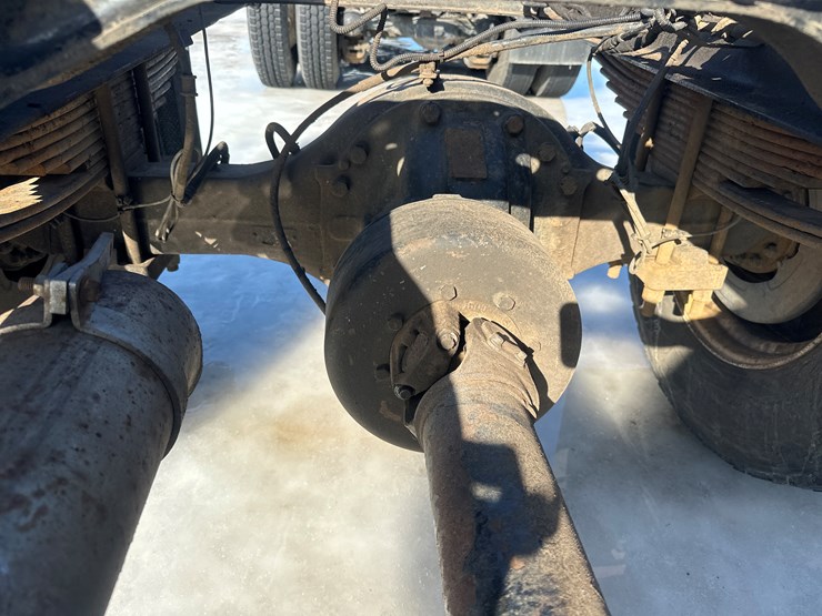 2012-ford-f650-image-48