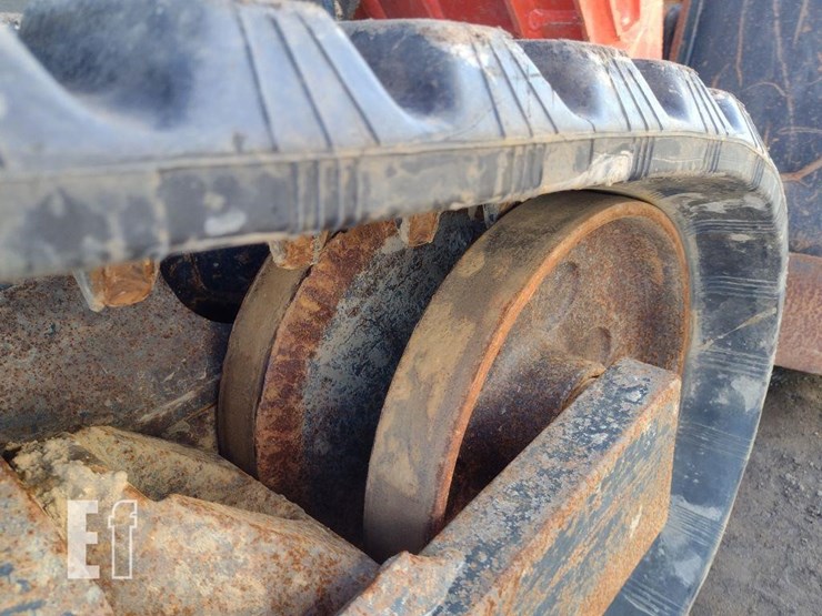 kubota-svl65-2-image-33