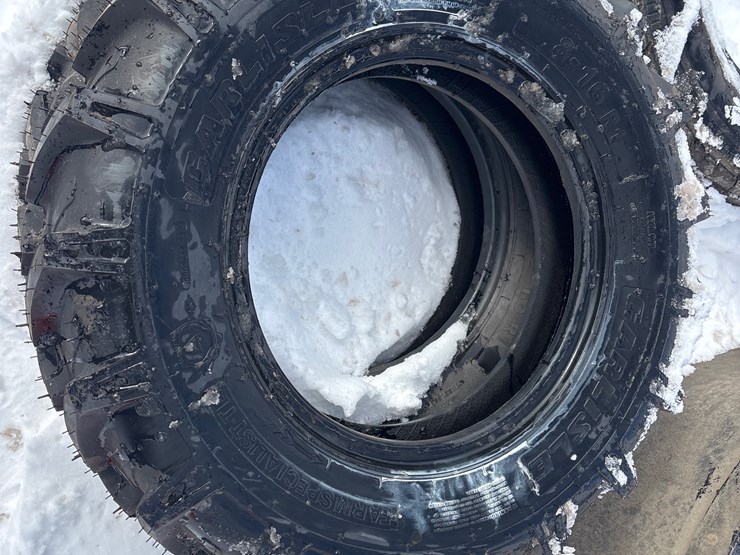 #4070-•-8-16r1-pair-image-1