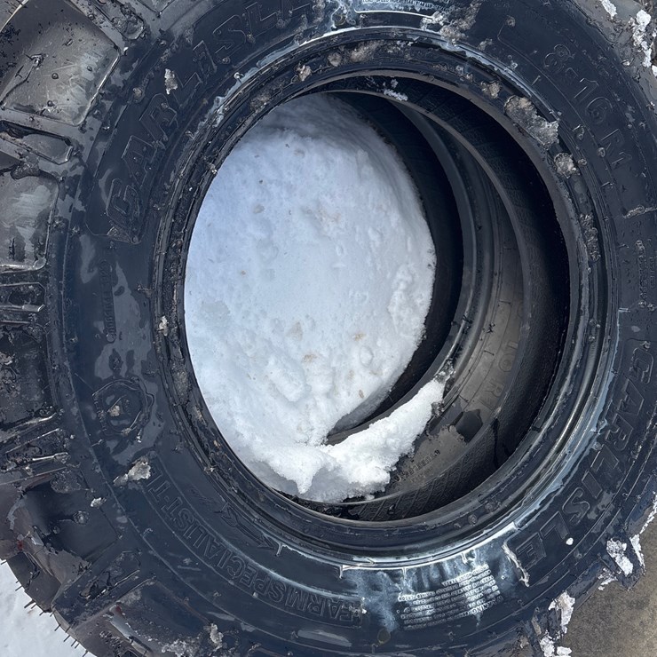 #4070 • 8-16R1 pair