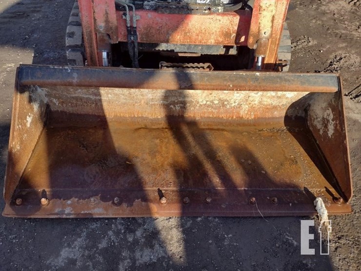 kubota-svl65-2-image-16