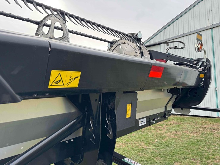 2022-mac-don-fd235-image-17