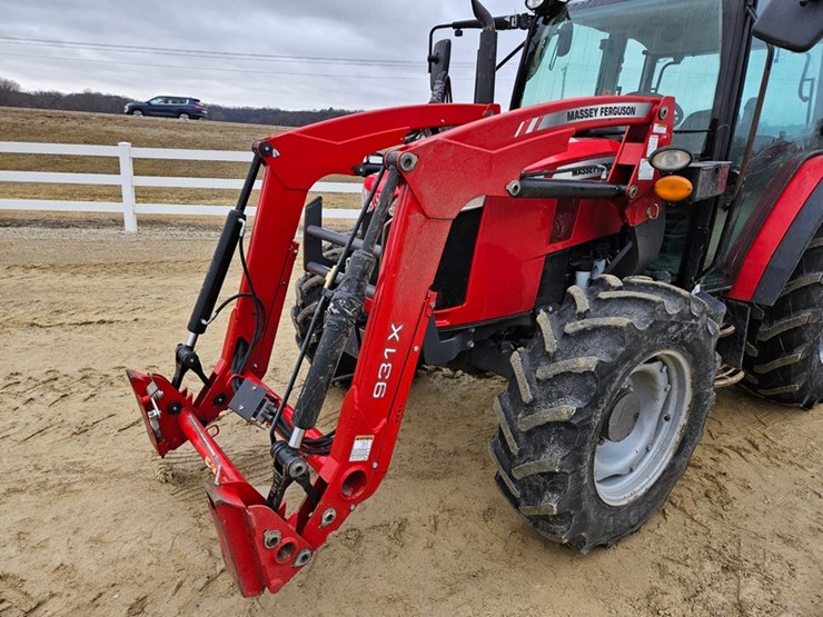 massey-ferguson-4707-image-9