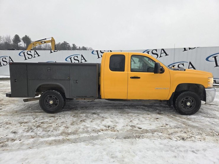 2008-chevrolet-2500-image-6