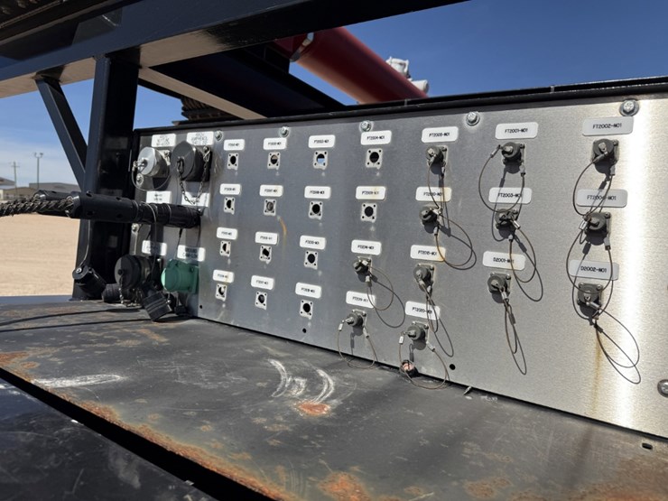 2020-nov-rolligon-big-bore-frac-15k-wp-4-axle-manifold-trailer-image-23