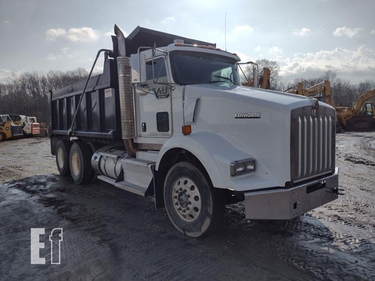2013-kenworth-t800-image-39