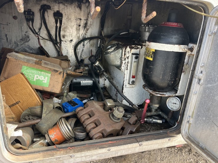 2002-international-cv-image-18