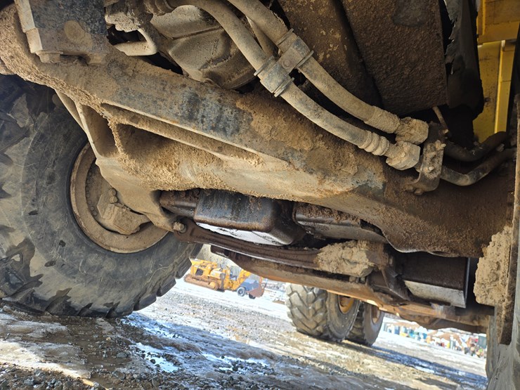 komatsu-hm400-2-image-42