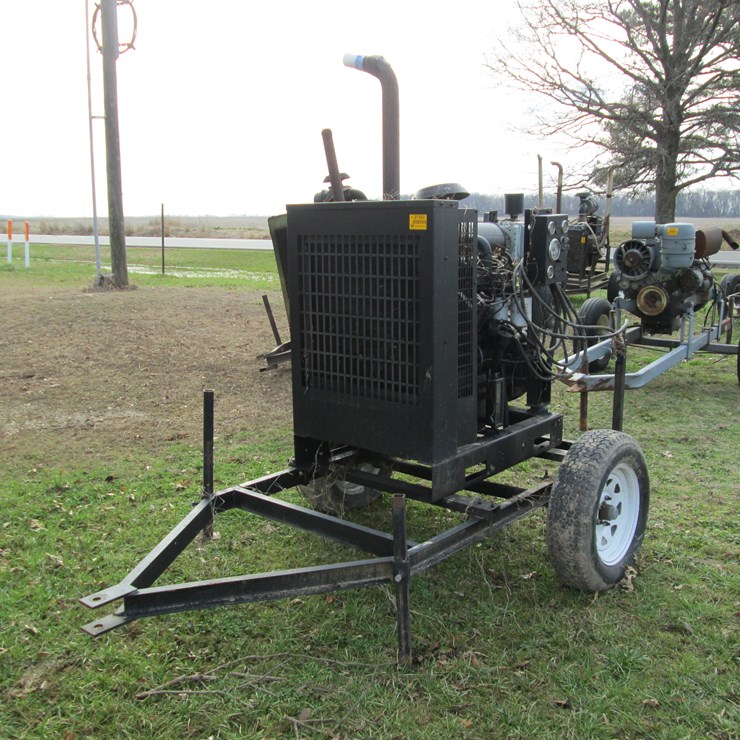 #27363 • Case IH 4 cyl Power Unit w/ Trailer