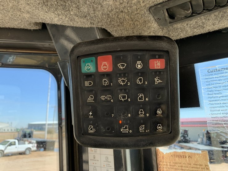 2015-deere-850k-xlt-image-7