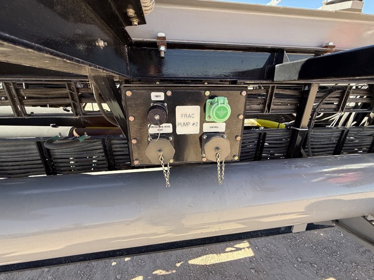 2020-nov-rolligon-big-bore-frac-15k-wp-4-axle-manifold-trailer-image-17