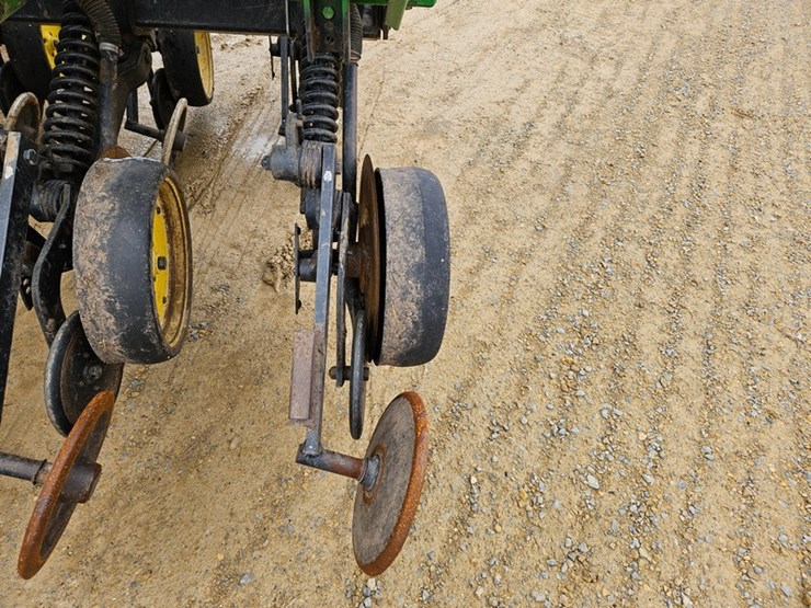 john-deere-15-image-31