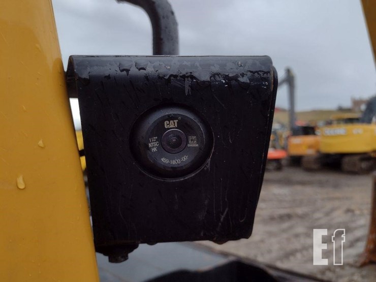 caterpillar-m322f-image-34