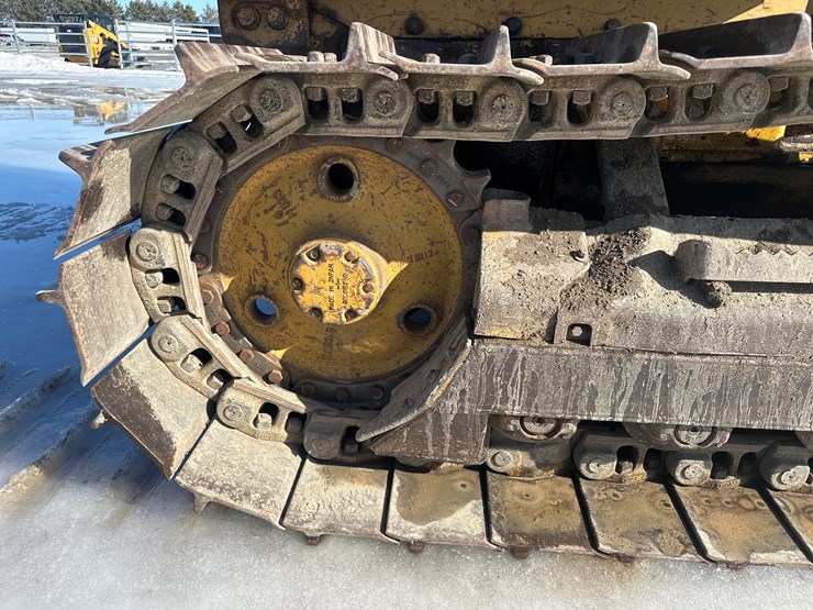 caterpillar-d5c-image-53