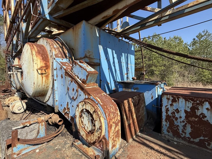 2007-moor-rig-xj60-dd-104'-200k-5-axle-well-service-workover-rig-image-22