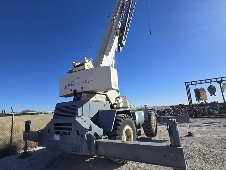 2014-terex-rt230-image-3