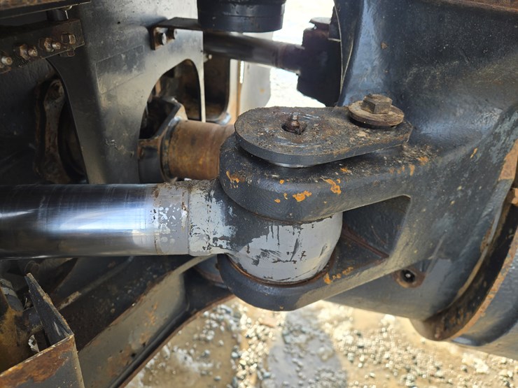 komatsu-hm400-2-image-14