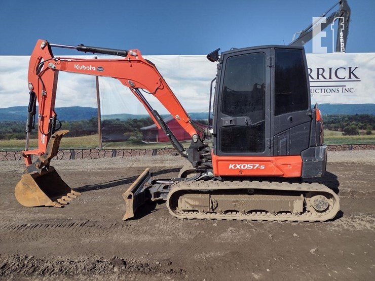 kubota-kx057-5-image-1
