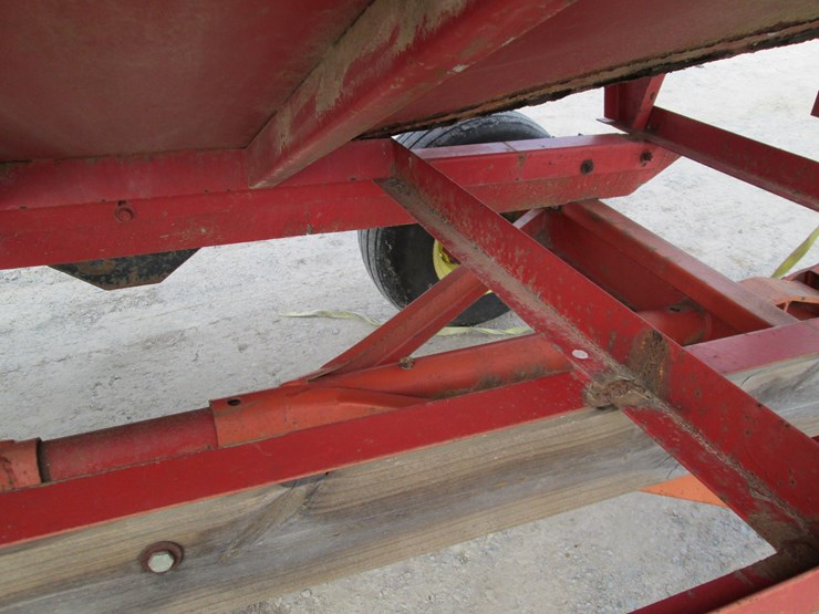 unverferth-g8-image-21