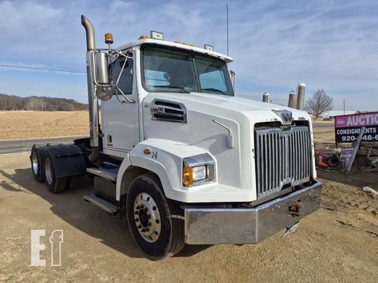 1994-western-star-semi-tractor-9209-image-2