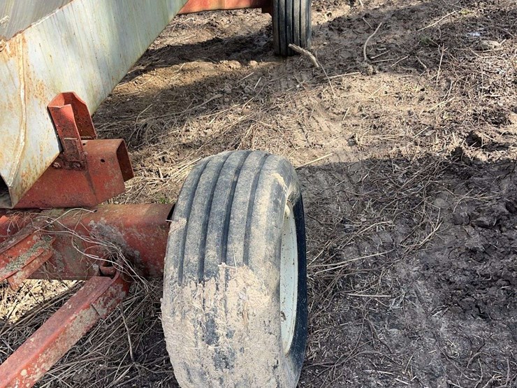 galvanized-1000-gallon-water-trailer-image-4