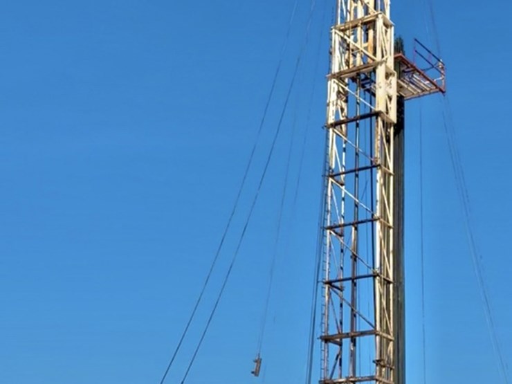 1982-rig-tech-450-series-well-service-rig-image-2