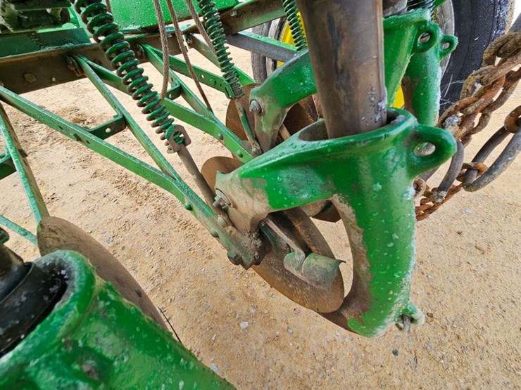 john-deere-5-image-17