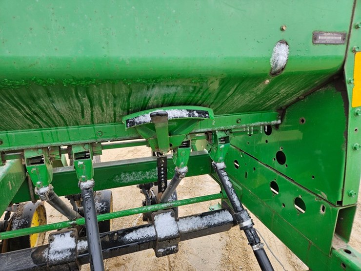 john-deere-15-image-40