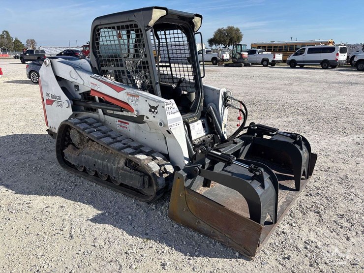 2017-bobcat-t550-image-2