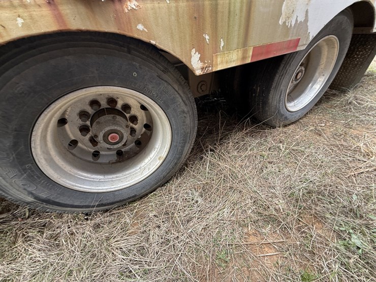 22-bbl-97-hp-cement-mixing-unit-mtd-on-2012-big-tex-22'x102"-25k-gvw-dual-t/a-pintle-hitch-trailer-image-16