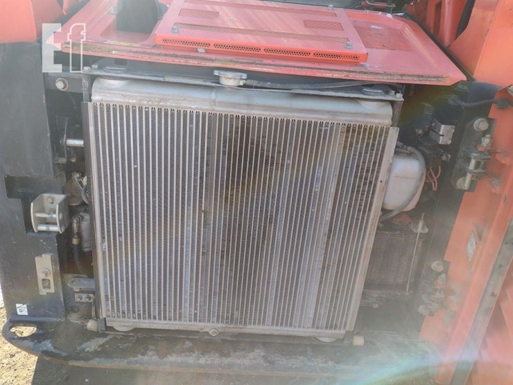 kubota-svl65-2-image-35