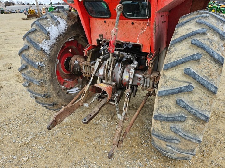 massey-ferguson-1085-image-13