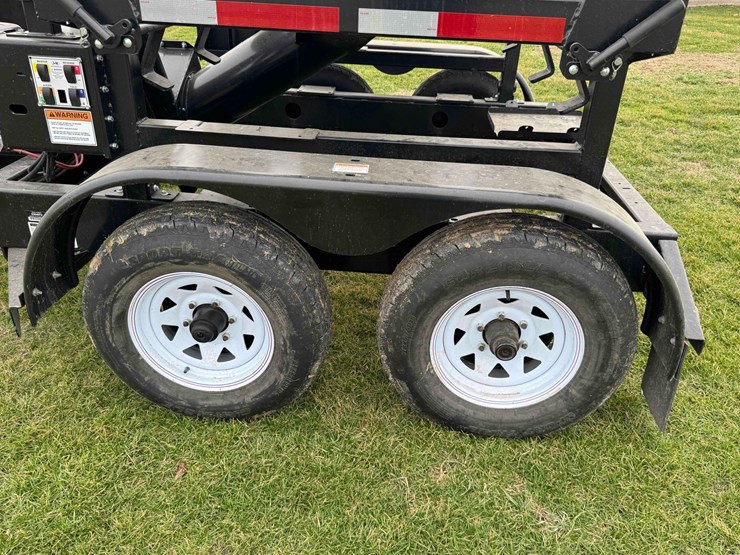 2023-j-&-m-251st-speedtender-image-14