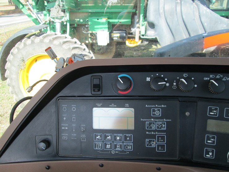 john-deere-8310-image-37