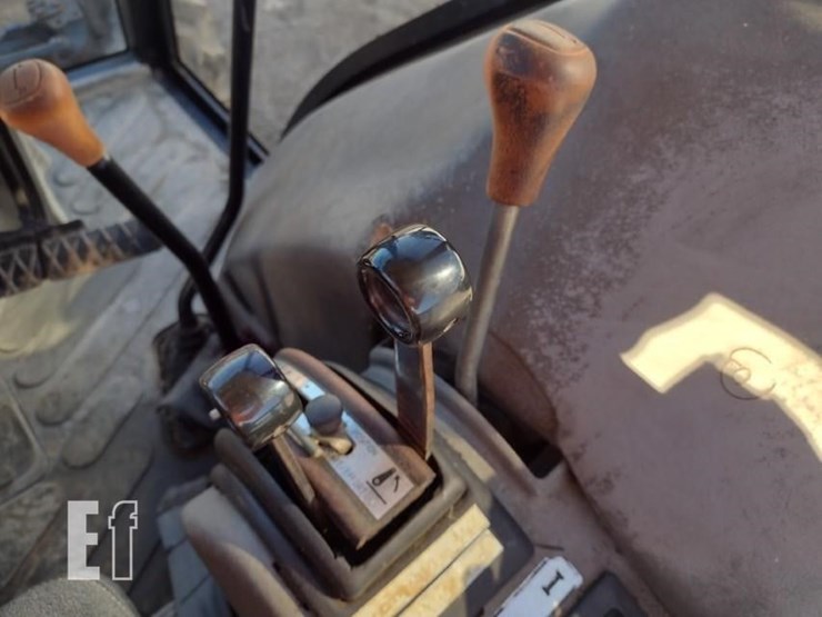 1996-new-holland-4630-image-10